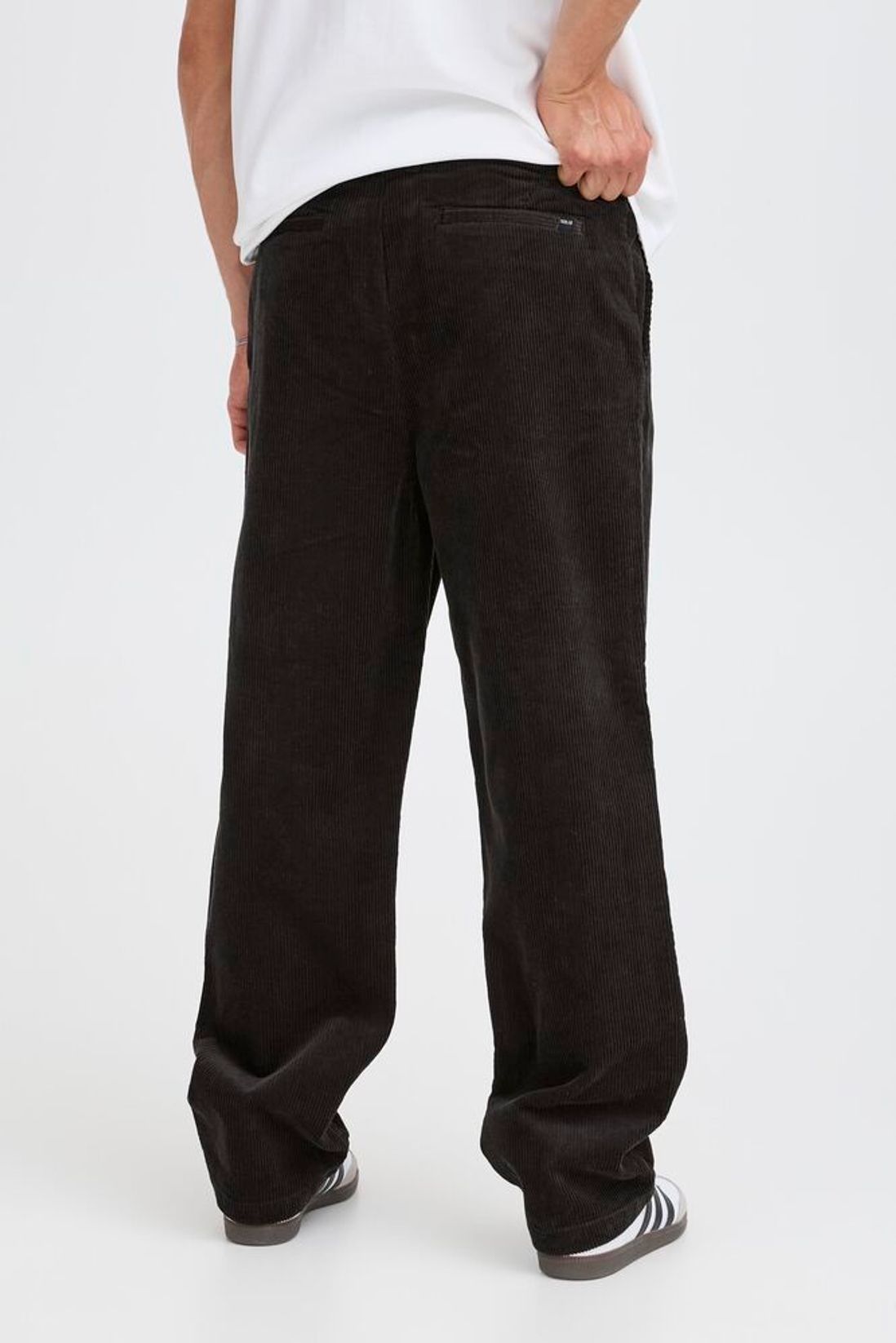 Solid pantalone