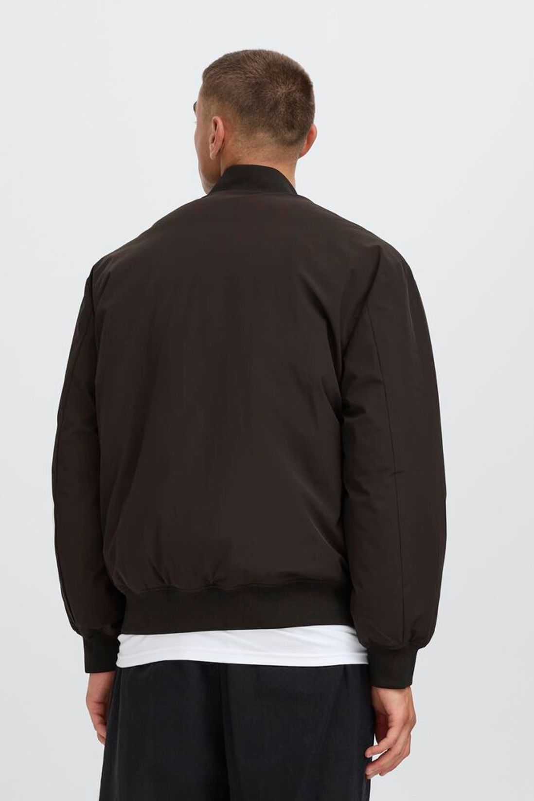 Solid bomber